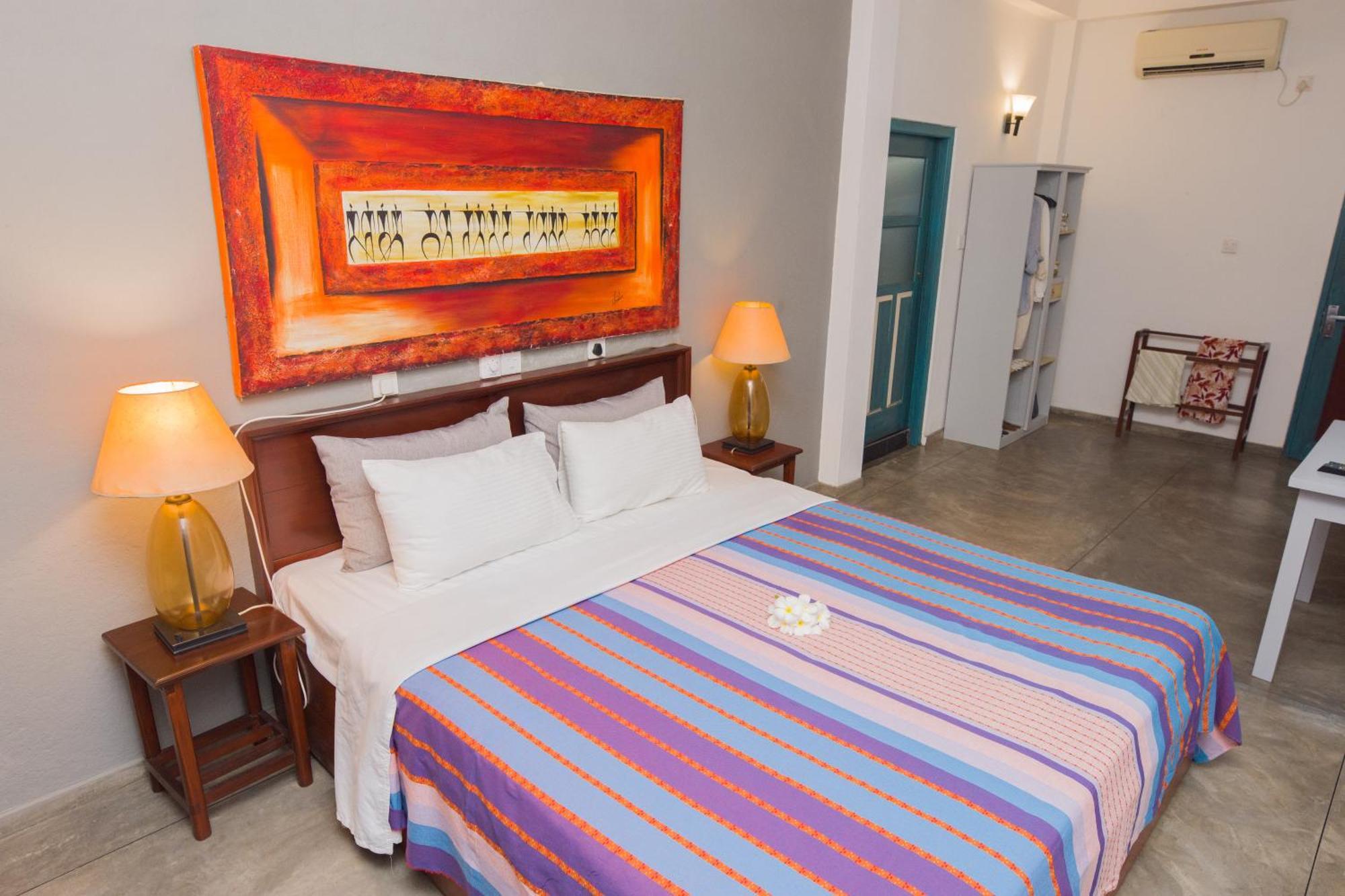 Hotel Vibration Hikkaduwa Eksteriør billede