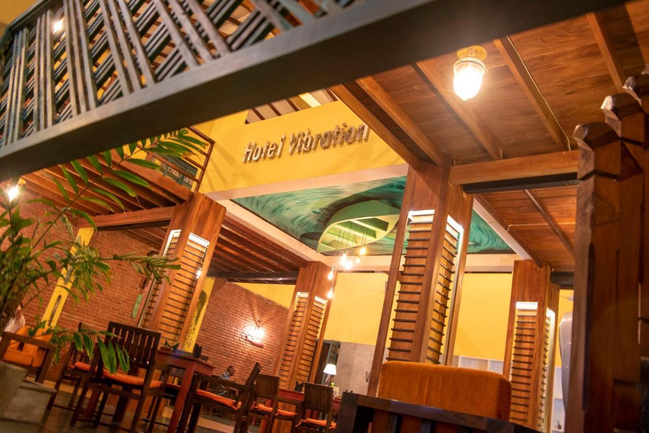 Hotel Vibration Hikkaduwa Eksteriør billede
